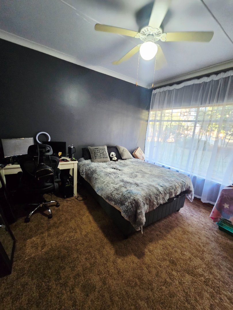 4 Bedroom Property for Sale in Wilkoppies North West